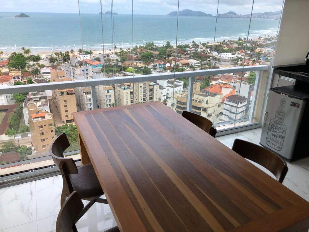 Maravilhoso Apartamento Vista Mar Enseada 瓜鲁雅 外观 照片